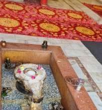 चोरों ने भगवान का घर भी नहीं छोड़ा जालंधर कैंट रामबाग में दूसरी बार चोर शिवलिंग के साथ उस पर चढी चांदी ले उड़े, भक्तों में भारी रोष