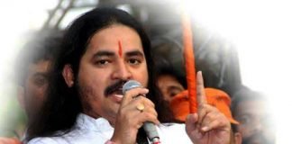 भारतीय संस्कृति को नष्ट करने वाली दुष्ट शक्तियों के रास्ते का सब से बड़ा रोड़ा थे, इसी लिए झूठे केस में फ़सायें हिन्दू संत आशाराम जी बापू : धनंजय देसाई” (अध्यक्ष- हिन्दुराष्ट्र सेना)