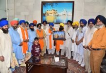 ਪਾਕਿਸਤਾਨ ਤੋਂ ਪੁੱਜੇ ਸਿੱਖ ਜਥੇ ਨੂੰ ਸ਼੍ਰੋਮਣੀ ਕਮੇਟੀ ਪ੍ਰਧਾਨ ਐਡੋਵਕੇਟ ਧਾਮੀ ਨੇ ਕੀਤਾ ਸਨਮਾਨਿਤ