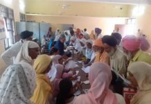 ਬੁਢਾਪਾ ਪੈਨਸ਼ਨ ਅਤੇ ਹੋਰ ਵਿੱਤੀ ਸਹਾਇਤਾ ਸਕੀਮਾਂ ਲਈ ਲਗਾਏ ਕੈਂਪਾਂ ਦੌਰਾਨ 300 ਤੋਂ ਵਧੇਰੇ ਲੋਕਾਂ ਨੇ ਫਾਰਮ ਭਰੇ-ਡੀ ਸੀ