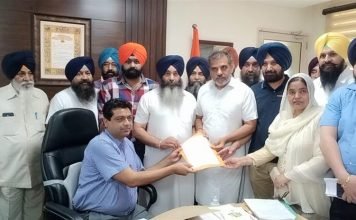 ਸ਼੍ਰੋਮਣੀ ਅਕਾਲੀ ਦਲ ਦੀ ਜ਼ਿਲ੍ਹਾ ਜਥੇਬੰਦੀ ਮੋਹਾਲੀ ਨੇ ਦਿੱਤਾ ਰਾਜਪਾਲ ਨੂੰ ਡਿਪਟੀ ਕਮਿਸ਼ਨਰ ਰਾਹੀਂ ਮੰਗ ਪੱਤਰ