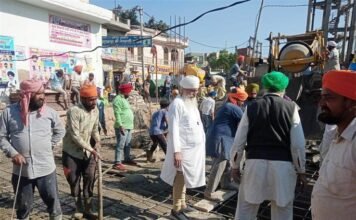 ਗੁਰਦੁਆਰਾ ਕੋਤਵਾਲੀ ਸਾਹਿਬ ਮੋਰਿੰਡਾ ਦੇ ਲੰਗਰ ਹਾਲ ਤੇ ਪਾਰਕਿੰਗ ਦੀ ਬੇਸਮੈਂਟ ਤੇ ਲੈਂਟਰ ਦੀ ਹੋਈ ਸ਼ੁਰੂਆਤ