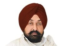 ਬਿਨਾਂ ਪੜਤਾਲ ਕੀਤੇ ਕਾਰਡ ਕੱਟ ਕੇ ਸਰਕਾਰ ਕਰ ਰਹੀ ਗਰੀਬਾਂ ਨਾਲ ਧੱਕਾ: ਬਿੱਲਾ ਆਰੇ ਵਾਲਾ