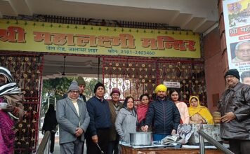 श्री महालक्ष्मी निष्काम सेवा समिति ने लगाया संक्राति पर लंगर