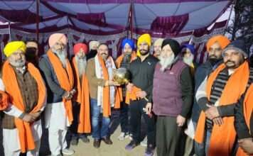 सांसद सुशील कुमार रिंकू ने ढंडोवाल में आयोजित 57वें छिंज मेले में युवाओं को खेलकूद में आगे आने का आह्वान किया
