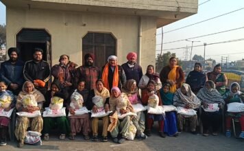 सेवा दल समाज भलाई संगठन तथा एंटी क्राईम एंटी करप्शन ने किया राशन वितरण समारोह