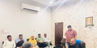 पूर्व सांसद सुशील रिंकू ने दफ्तर में सुनी समस्याएं, कहा- निगम और जिला प्रशासन के अधिकारियों को फील्ड में काम करना चाहिए सुशील रिंकू