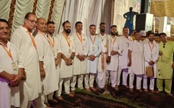 श्री राधा कुंज बिहारी