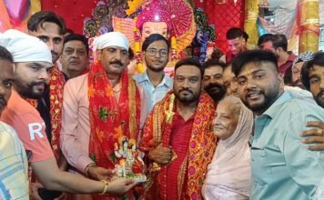 रस्ता मुहल्ला