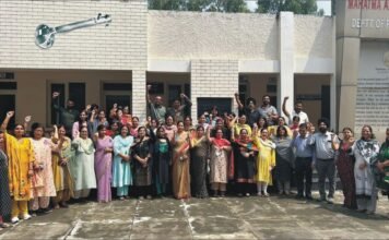 पंजाब एवं चंडीगढ़ कॉलेज टीचर यूनियन के आह्वान पर हंस राज महिला महा विद्यालय के प्रांगन में दो पीरियड का धरना कॉलेज टीचर यूनियन