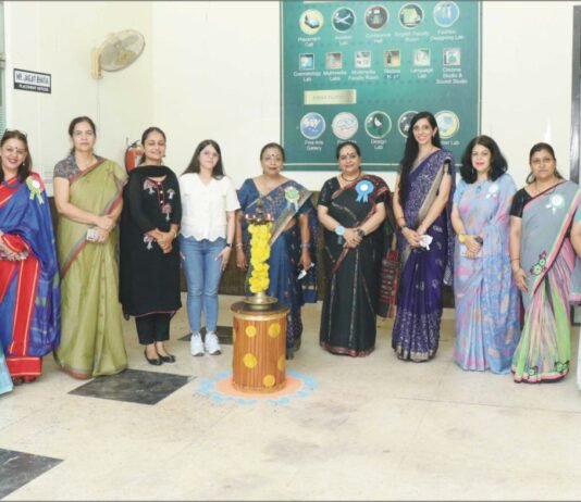 एच.एम.वी. में विद्यार्थी परिषद का अधिष्ठापन समारोह आयोजित विद्यार्थी परिषद