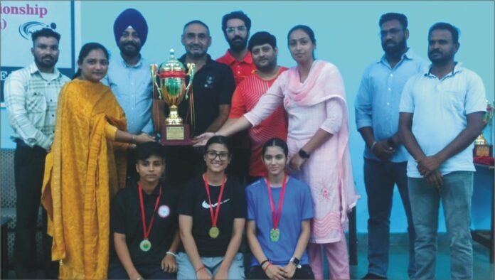 Badminton ਬੈਡਮਿੰਟਨ