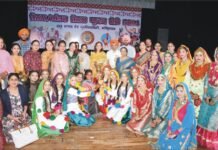 एचएमवी ने जीएनडीयू काोनल यूथ फेस्टिवल में जीती सेकेंड रनर्स अप ट्राफी यूथ फेस्टिवल