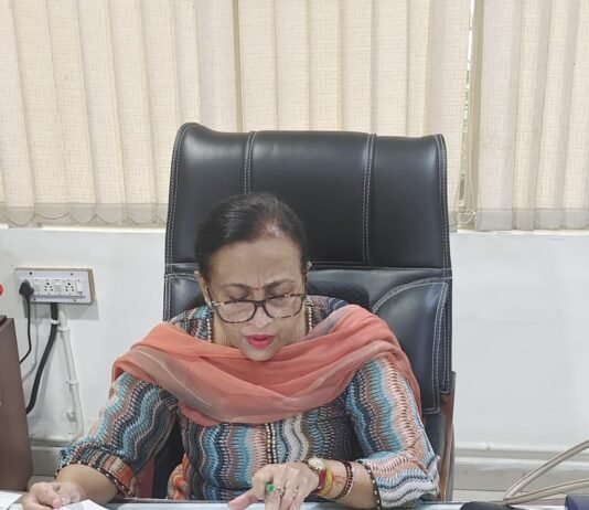 ਸਿਵਲ ਸਰਜਨ ਵਲੋਂ ਐਸ.ਐਮ.ਓਜ਼ ਨਾਲ ਵੀਸੀ ਰਾਹੀਂ ਮੀਟਿੰਗ ਸਿਵਲ ਸਰਜਨ