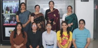 छात्राओं