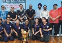 बैडमिंटन टीम