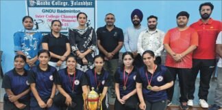 बैडमिंटन टीम