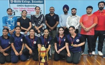 बैडमिंटन टीम