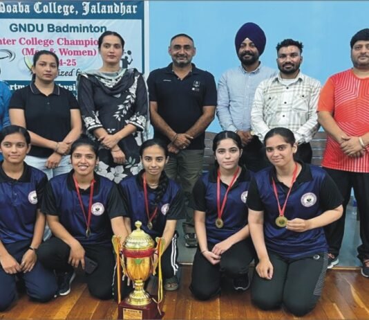 बैडमिंटन टीम