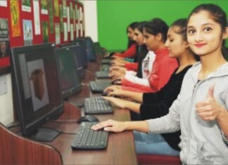 के.एम.वी. कॉलेजिएट सीनियर सेकेंडरी स्कूल छात्राओं को प्रदान कर रहा है गुणवत्ता पर आधारित वैश्विक स्तरीय शिक्षा कॉलेजिएट सीनियर सेकेंडरी स्कूल