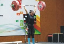 ਵੇਟ ਲਿਫਟਰ