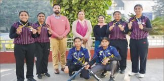 सॉफ्टबॉल टीम