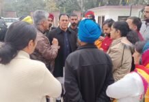 ਡਾ: ਰਾਜ ਕੁਮਾਰ ਨੇ ਲੋਕ ਸਭਾ ਹਲਕਾ ਹੁਸ਼ਿਆਰਪੁਰ ਦੇ ਲੋਕਾਂ ਦੀਆਂ ਸਮੱਸਿਆਵਾਂ ਸੁਣੀਆਂ ਡਾ: ਰਾਜ ਕੁਮਾਰ