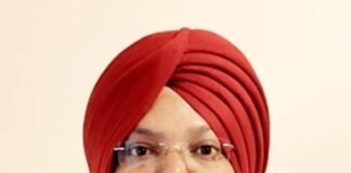 ਮਜ਼ਬੂਤ ਸੰਵਿਧਾਨ