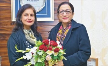 प्राचार्या प्रो. डॉ. अतीमा शर्मा द्विवेदी ने मेलबर्न, ऑस्ट्रेलिया में अंतरराष्ट्रीय सम्मेलन में भाग लेने पर डॉ. नीतू वर्मा को किया सम्मानित डॉ. नीतू वर्मा