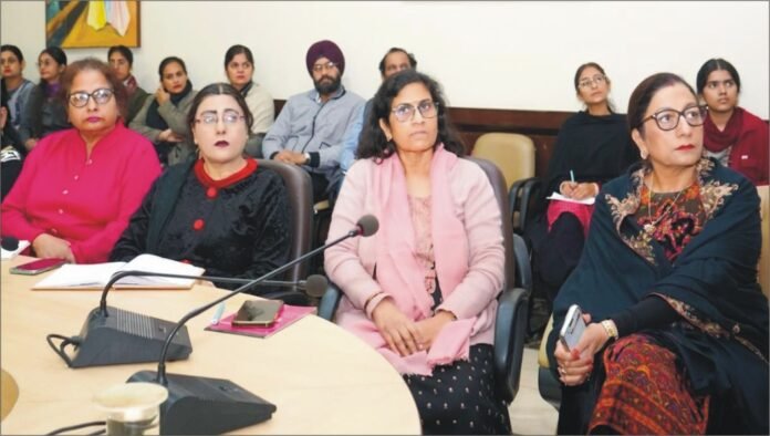Faculty Development Program पाठ्यक्रम उन्नयन