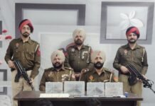 ਜਲੰਧਰ ਦਿਹਾਤੀ ਪੁਲਿਸ ਨੇ ਹਥਿਆਰਬੰਦ ਡਕੈਤੀ ਗਿਰੋਹ ਨੂੰ ਗ੍ਰਿਫ਼ਤਾਰ ਕਰਕੇ ਸੰਗਠਿਤ ਅਪਰਾਧ ਨੂੰ ਦਿੱਤਾ ਵੱਡਾ ਝਟਕਾ ਜਲੰਧਰ ਦਿਹਾਤੀ ਪੁਲਿਸ