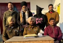 ਦੋ ਨਸ਼ਾ ਤਸਕਰ 100 ਗ੍ਰਾਮ ਹੈਰੋਇਨ ਸਮੇਤ ਗ੍ਰਿਫ਼ਤਾਰ ਹੈਰੋਇਨ