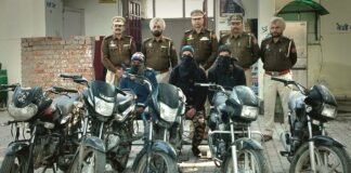 ਥਾਣਾ ਗੜ੍ਹਦੀਵਾਲਾ ਦੀ ਪੁਲਿਸ ਨੇ ਚੋਰੀ ਦੇ ਪੰਜ ਮੋਟਰਸਾਈਕਲਾਂ ਸਮੇਤ ਤਿੰਨ ਵਿਅਕਤੀਆਂ ਨੂੰ ਕੀਤਾ ਕਾਬੂ ਥਾਣਾ ਗੜ੍ਹਦੀਵਾਲਾ