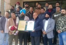 ਪੱਤਰਕਾਰ ਦਲਜੀਤ ਅਜਨੋਹਾ