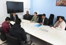 ਡਿਪਟੀ ਕਮਿਸ਼ਨਰ ਵਲੋਂ ਇਮੀਗ੍ਰੇਸ਼ਨ ਫ਼ਰਮਾਂ ਦੀ ਜਾਂਚ ਦੇ ਆਦੇਸ਼ ਡਿਪਟੀ ਕਮਿਸ਼ਨਰ