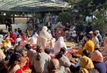 परोपकारी महान व्यक्तित्व और अलौकिकता की मूर्त संत हरिचंद हरि महाराज की पहली पुण्यतिथि पर पुष्पांजलि अर्पित कर किया हवन यज्ञ हरि महाराज