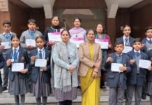 सेठ हुक्म चंद पब्लिक स्कूल न्यू प्रेम नगर जालंधर में राष्ट्रीय शिक्षक परिषद द्वारा विज्ञान और गणित विषय में ओलिंपियाड पदक विजेताओं को किया गया सम्मानित