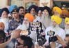 ਸ਼੍ਰੋਮਣੀ ਕਮੇਟੀ ਪ੍ਰਧਾਨ ਐਡਵੋਕੇਟ ਹਰਜਿੰਦਰ ਸਿੰਘ ਧਾਮੀ ਨੂੰ ਮਨਾਉਣ ਪਹੁੰਚੇ ਸੁਖਬੀਰ ਸਿੰਘ ਬਾਦਲ ਤੇ ਬਲਵਿੰਦਰ ਸਿੰਘ ਭੂੰਦੜ ਹਰਜਿੰਦਰ ਸਿੰਘ ਧਾਮੀ