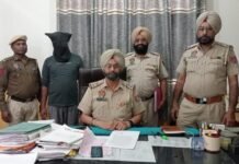 ਪਿੰਡ ਮੈਲੀ ਦੇ ਤੱਪ ਅਸਥਾਨ ਮਹੂਆ ਸਾਹਿਬ ਵਿਖ਼ੇ ਸ਼ਿਵਲਿੰਗ ਦੀ ਬੇਅਦਬੀ ਕਰਨ ਵਾਲੇ ਨੂੰ ਕੀਤਾ ਪੁਲਿਸ ਨੇ ਤੁਰੰਤ ਗ੍ਰਿਫਤਾਰ ਤੱਪ ਅਸਥਾਨ ਮਹੂਆ ਸਾਹਿਬ