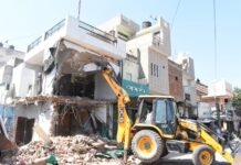 ਯੁੱਧ ਨਸ਼ਿਆਂ ਵਿਰੁੱਧ : ਭਾਰਗਵ ਕੈਂਪ ’ਚ ਨਸ਼ੀਲੇ ਪਦਾਰਥਾਂ ਦੇ ਤਸਕਰਾਂ ਦੀ ਗੈਰ-ਕਾਨੂੰਨੀ ਉਸਾਰੀ ਢਾਹੀ ਯੁੱਧ ਨਸ਼ਿਆਂ ਵਿਰੁੱਧ