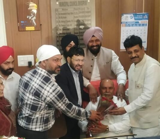 ਰਾਜ ਕੁਮਾਰ ਰਾਜਾ ਨੇ ਨਗਰ ਕੌਂਸਲ ਭੋਗਪੁਰ ਦੇ ਪ੍ਰਧਾਨ ਅਤੇ ਰਾਕੇਸ਼ ਬੱਗਾ ਨੇ ਸੀਨੀਅਰ ਮੀਤ ਪ੍ਰਧਾਨ ਵਜੋਂ ਸੰਭਾਲਿਆ ਅਹੁਦਾ ਨਗਰ ਕੌਂਸਲ ਭੋਗਪੁਰ