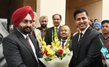 ਚੋਣ ਕਮਿਸ਼ਨਰ