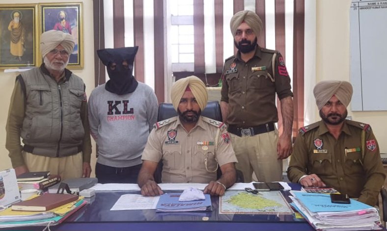 ਥਾਣਾ ਬੁੱਲੋਵਾਲ ਦੀ ਪੁਲਿਸ ਨੇ 44 ਗ੍ਰਾਮ ਨਸ਼ੀਲੇ ਪਦਾਰਥ ਸਮੇਤ ਕੀਤਾ ਇੱਕ ਵਿਅਕਤੀ ...
