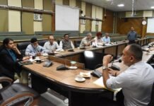 ਵਧੀਕ ਡਿਪਟੀ ਕਮਿਸ਼ਨਰ ਵੱਲੋਂ ਜਲੰਧਰ ’ਚ ਸੜਕ ਸੁਰੱਖਿਆ ਉਪਾਅ ਸਖ਼ਤੀ ਨਾਲ ਲਾਗੂ ਕਰਨ ਦੇ ਨਿਰਦੇਸ਼ ਵਧੀਕ ਡਿਪਟੀ ਕਮਿਸ਼ਨਰ