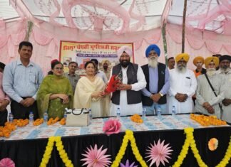 ਜਿਲਾ ਜਲੰਧਰੀ ਪ੍ਰਾਇਮਰੀ ਸਕੂਲ ਖੇਡਾਂ ਦੀ ਪਿੰਡ ਅਠੌਲੇ (ਜਲੰਧਰ )ਵਿਖੇ ਹੋਈ ਸ਼ਾਨਦਾਰ ਸ਼ੁਰੂਆਤ