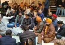 पिता के निधन से शोकाकुल मेयर विनीत धीर, डिजिटल मीडिया एसोसिएशन ने घर पहुंचकर दी सांत्वना, प्रकट की गहरी संवेदनाएं